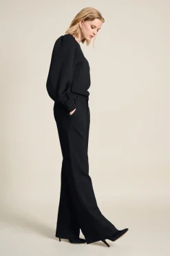 BROEK Lara><noscript><img width=